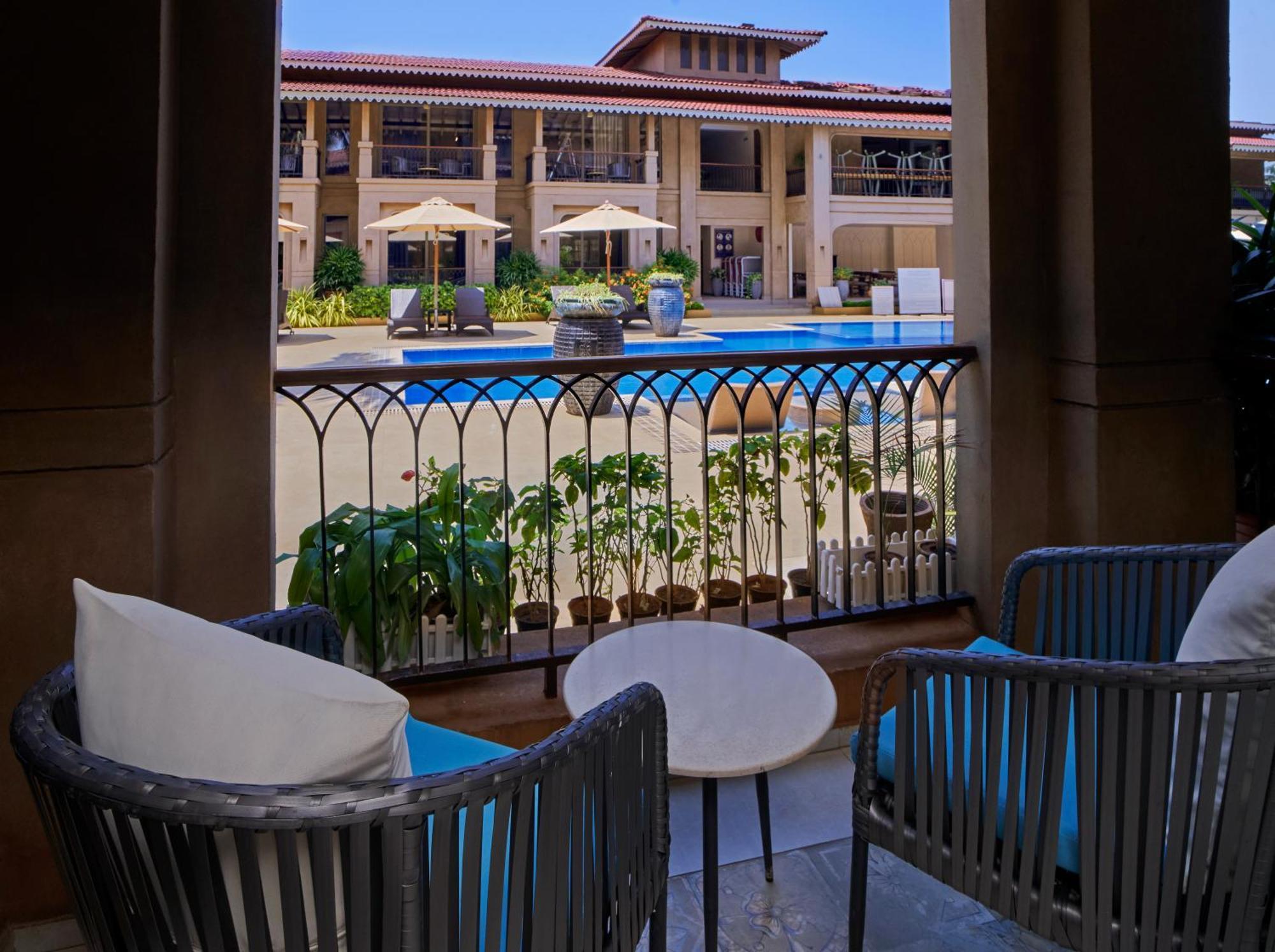 Marquis Beach Resort Candolim Exterior foto