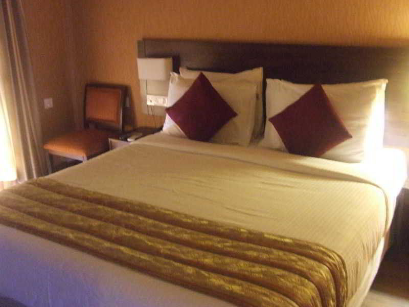 Marquis Beach Resort Candolim Exterior foto