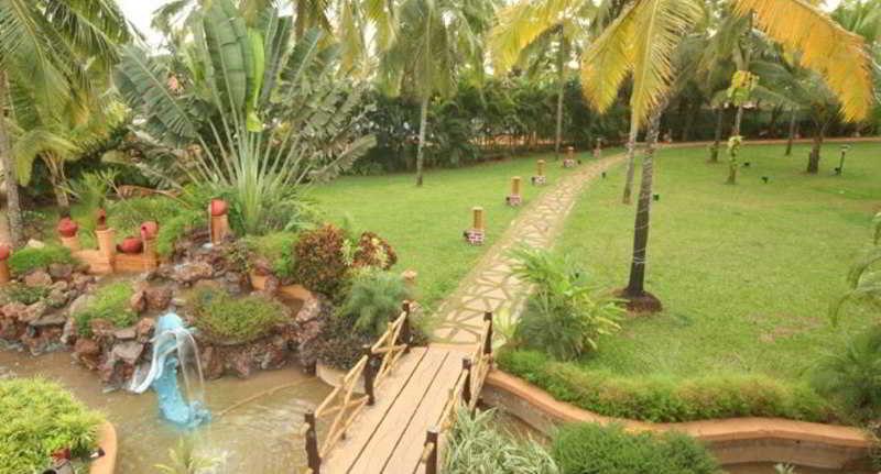 Marquis Beach Resort Candolim Exterior foto