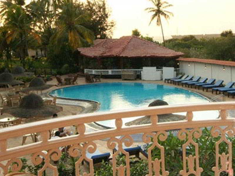 Marquis Beach Resort Candolim Exterior foto