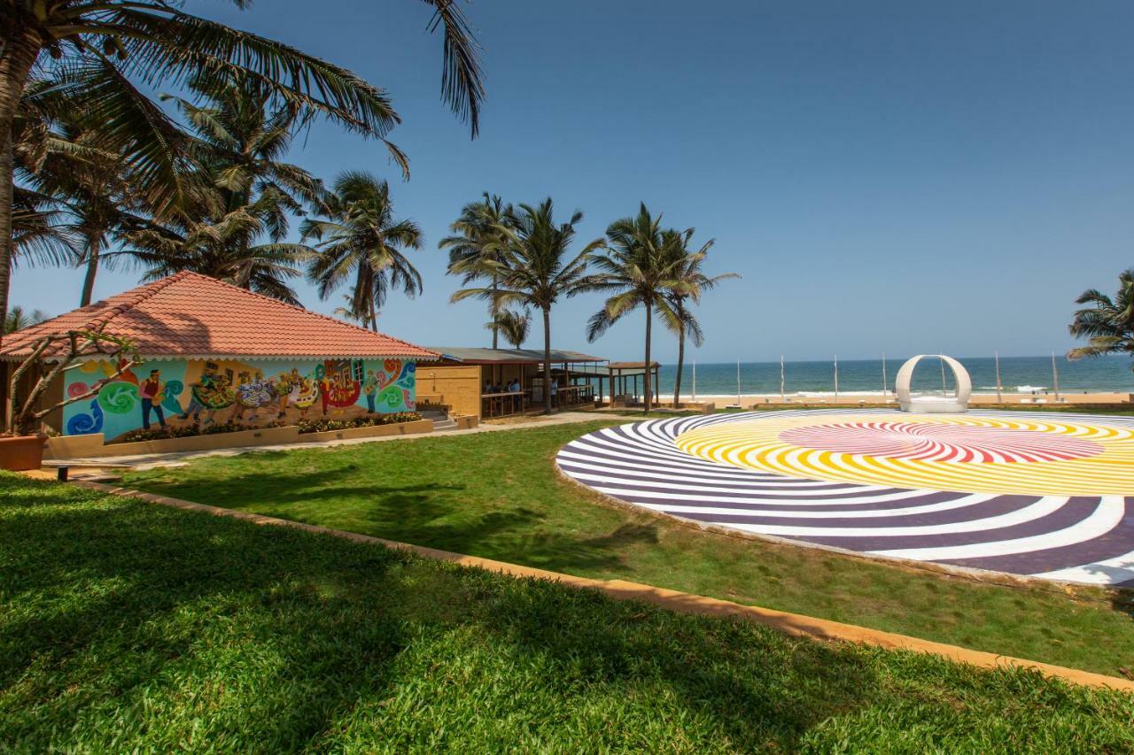 Marquis Beach Resort Candolim Exterior foto
